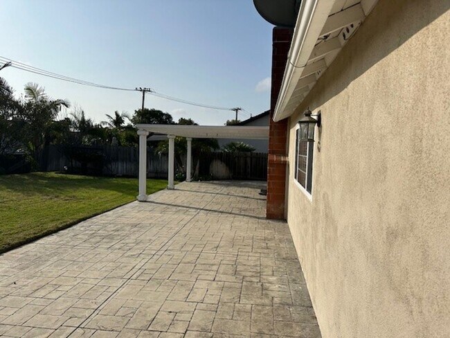 Foto del edificio - 3 Bedroom 2 Bath Home,