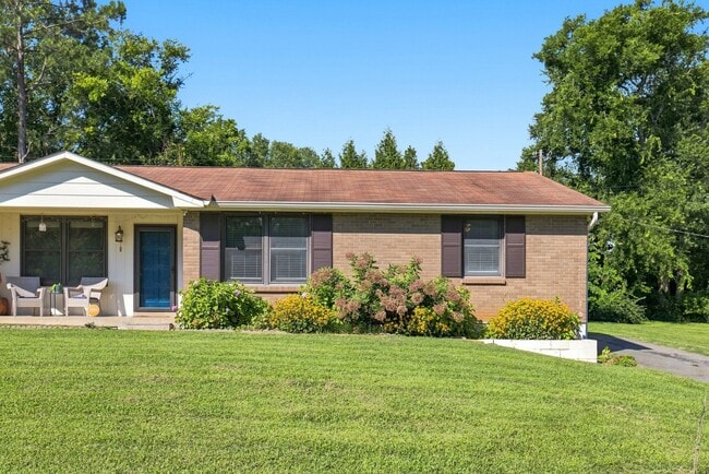 Building Photo - 316 Lorna Dr