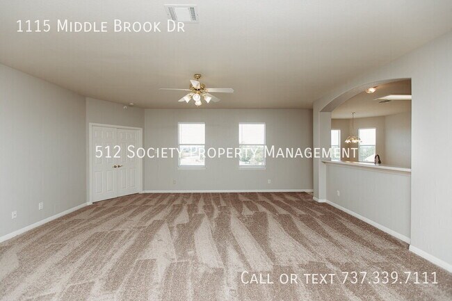 Building Photo - 1115 Middle Brook Dr