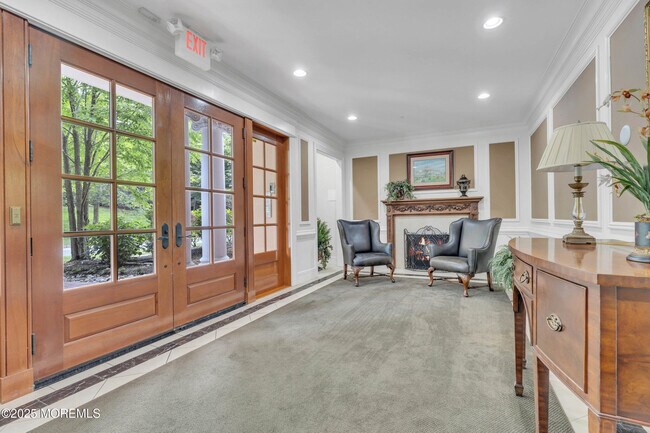 Foto del edificio - 1021 Oval Rd