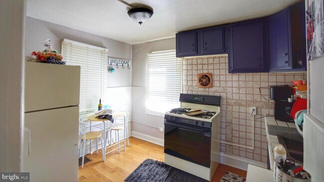 Building Photo - 225 Wanamaker Ave