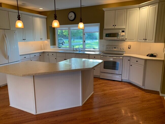 Kitchen - 6955 NW 100th St