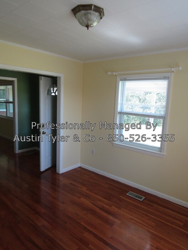 Building Photo - 5065 Willis Rd