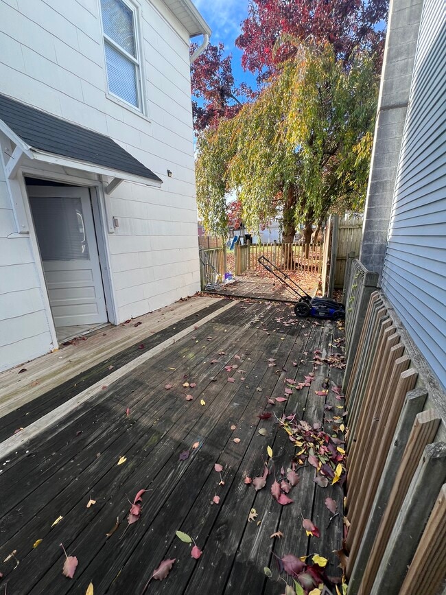 Private Deck - 319 Centennial Ave
