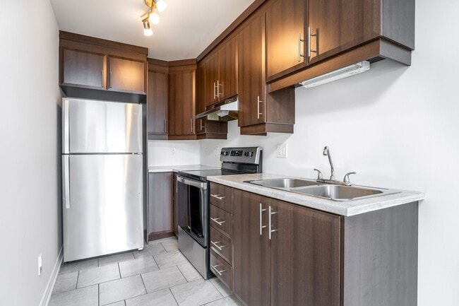 Photo du bâtiment - 582 du Plateau Boulevard