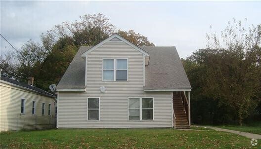 Building Photo - 2433 Slevin St