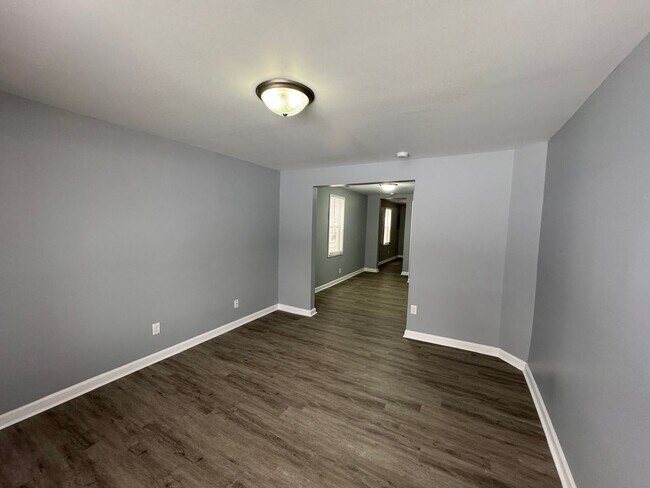 Foto del edificio - 1129-1131 S Sheffield Avenue