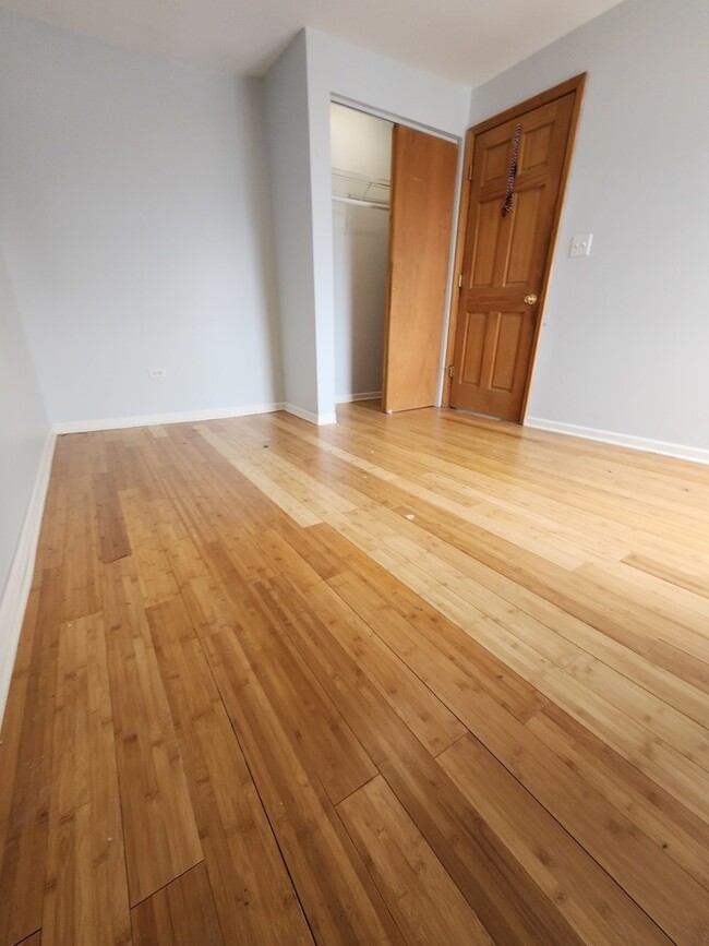 Foto del edificio - 1344 W 18th Pl