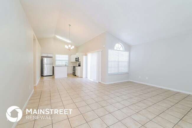 Building Photo - 2551 Davenport Cir