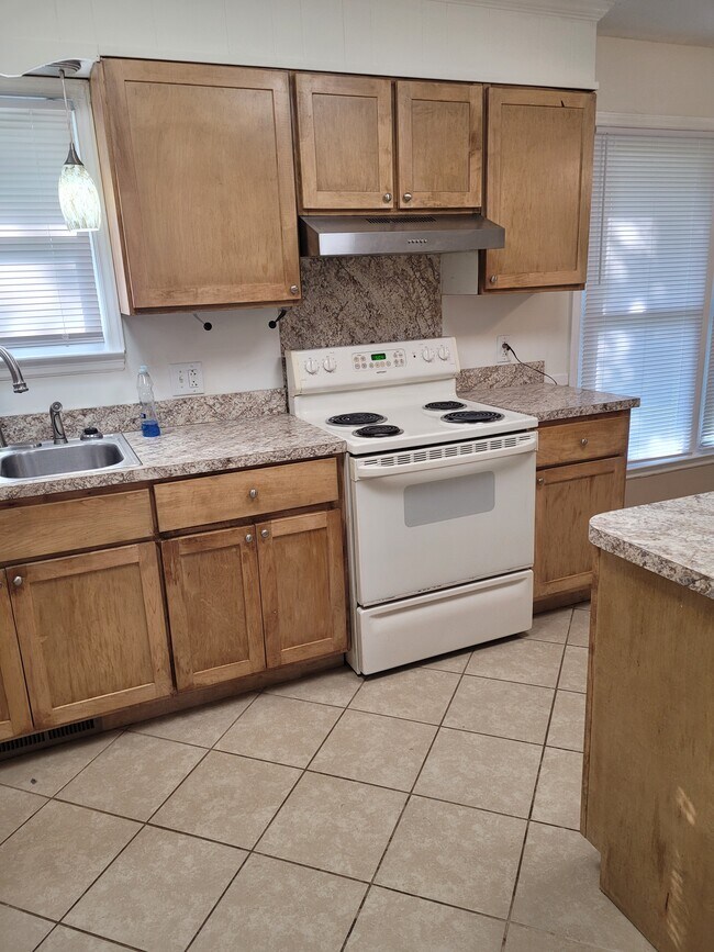 Foto del edificio - 3986 Sunny Lane Dr