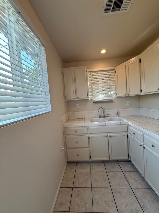 Foto del edificio - 315 7th St
