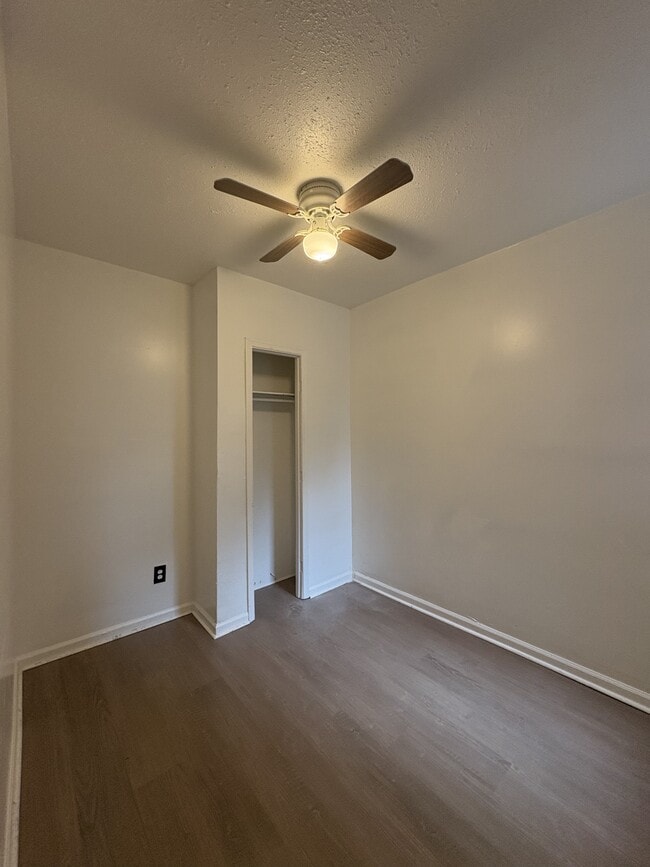 Building Photo - 5504 Devon St