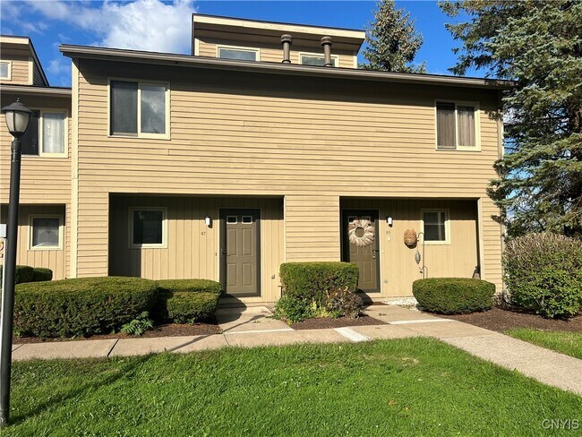 Foto del edificio - 47 W Utica St