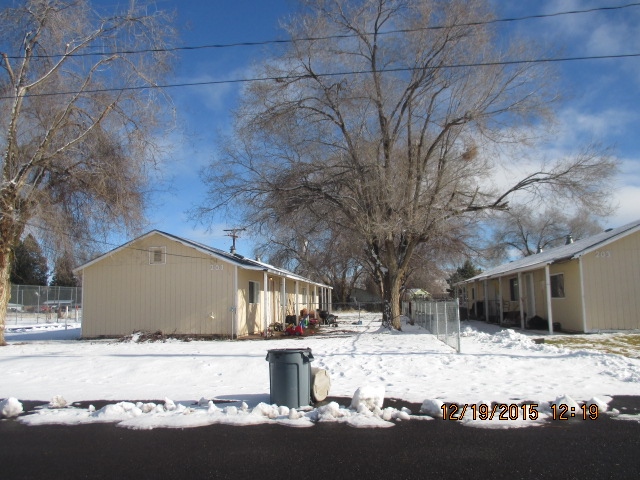 Building Photo - 201-203 Portland St