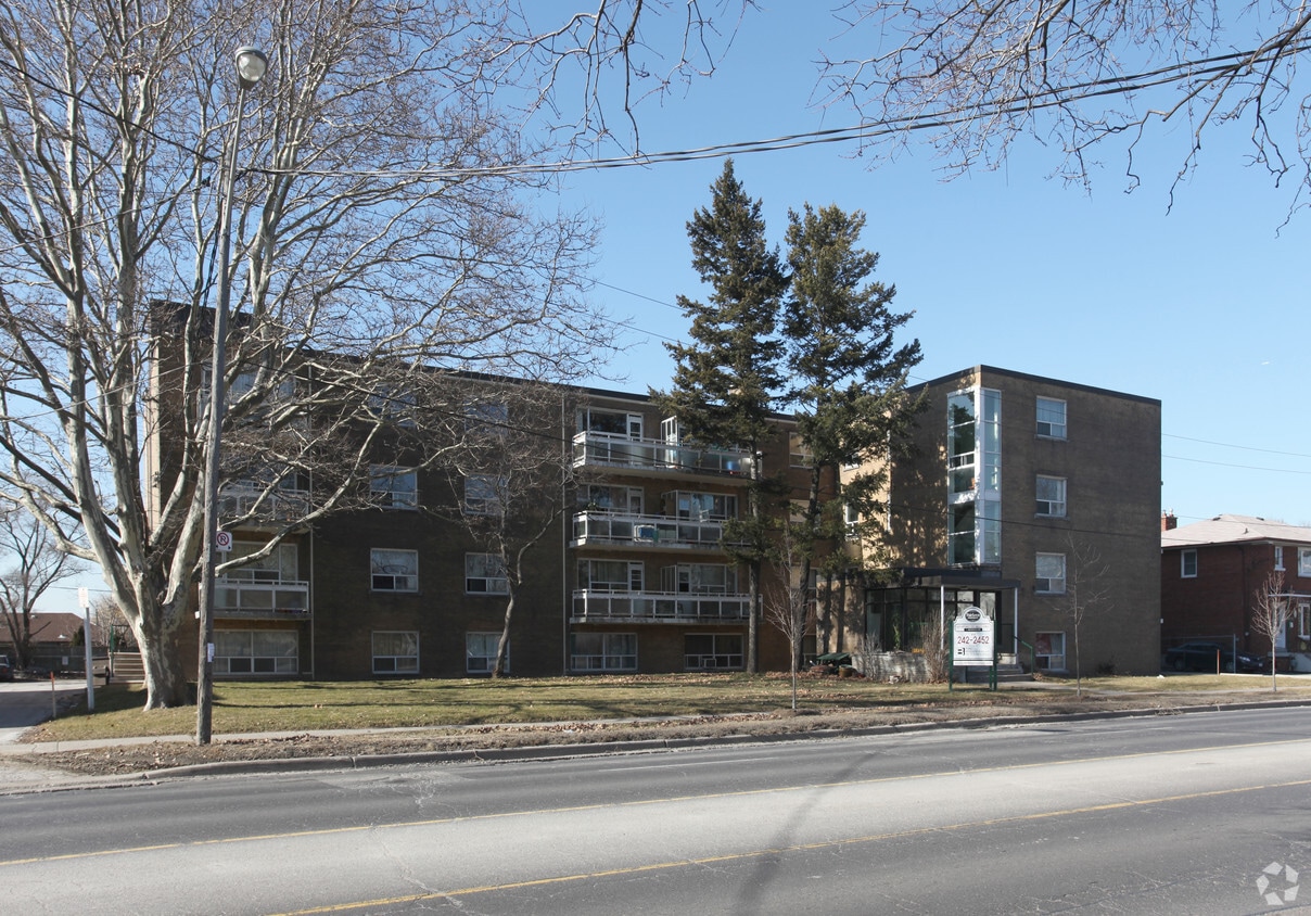 Building Photo - Fairlawn Apartments