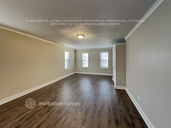 Foto del edificio - 6316 Grove Park Blvd