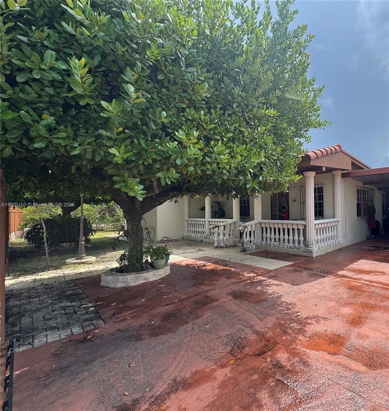 Foto del edificio - 505 NW 117th St