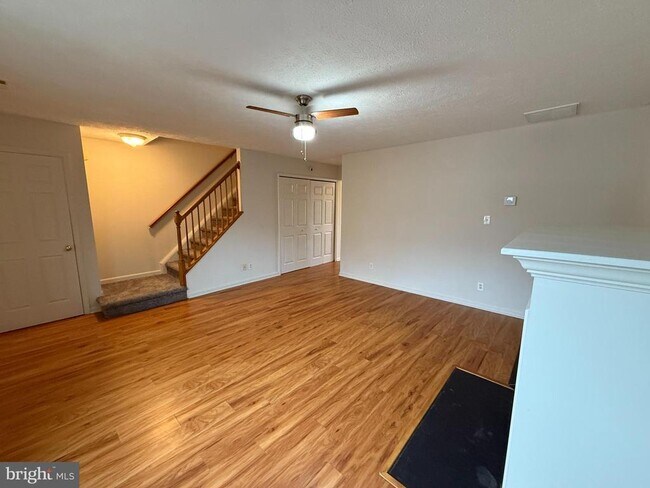 Foto del edificio - 4345 Normandy Ct