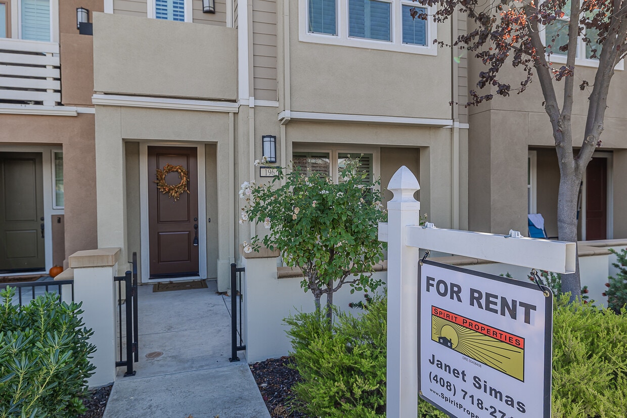 Photo - 196 E Main Ave (Morgan Hill, CA)