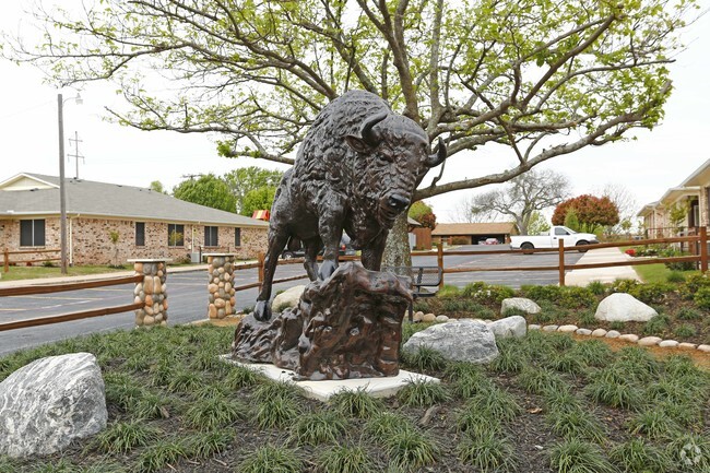 Foto del edificio - Buffalo Ranch Apartments