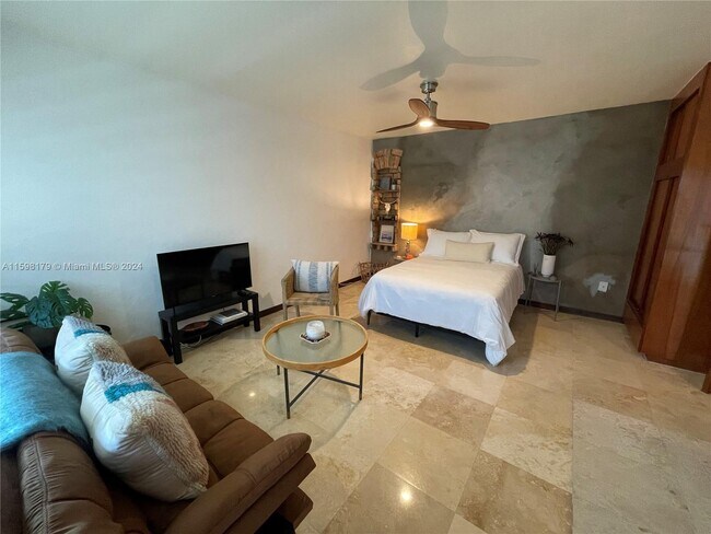 Foto del edificio - 944 Meridian Ave