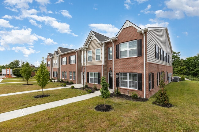 Building Photo - 2005 Terrace Ct