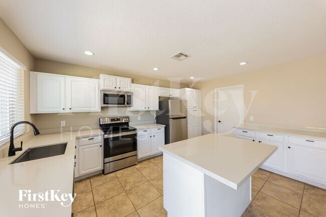 Building Photo - 3644 W Villa Rita Dr