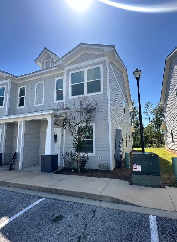 Building Photo - 376 N Sand Palm Rd