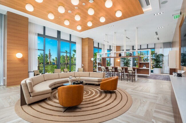 Resident Lounge - SoLe Mia Rentals