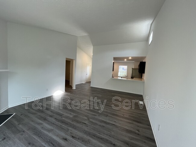 Building Photo - 5449 Carlton Ct