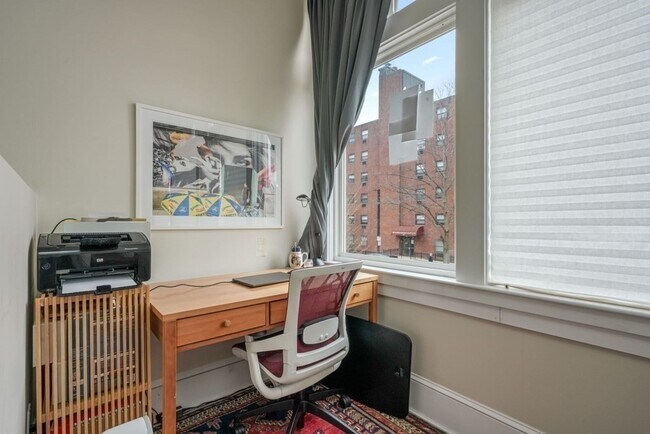 Foto del edificio - 431 Columbus Ave