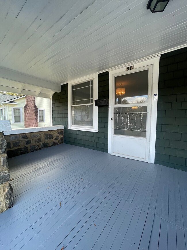 Foto del edificio - ?? COMING SOON ?? Charming 3 Bed / 1 Bath ...