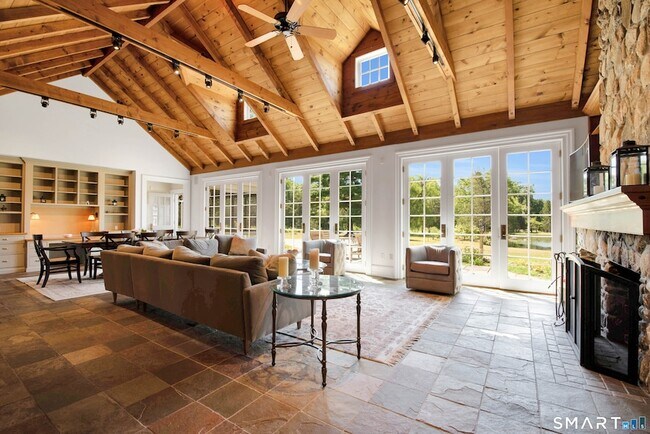 Foto del edificio - 55 Bishop Ln