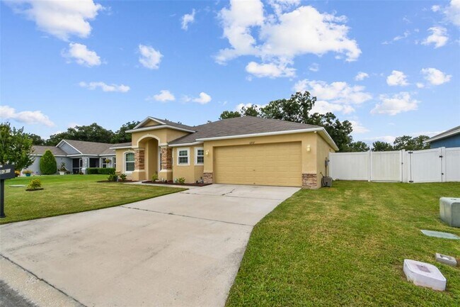Building Photo - 6937 Minaxi Dr