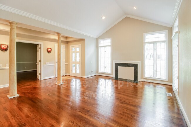 Building Photo - 5323 Highstream Ct