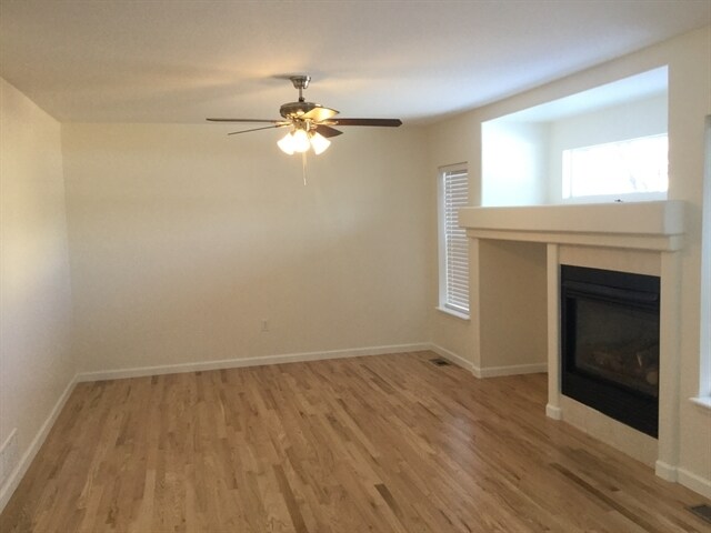 Building Photo - 180 Terra Vista St