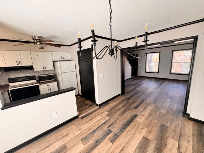 Foto del edificio - 2016 Brunt St