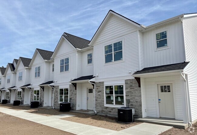 Building Photo - Ventura Townhomes