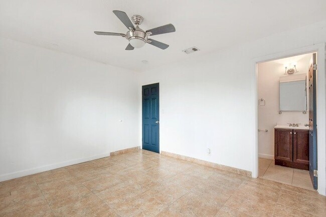 Foto del edificio - 3101 N 66th Ave