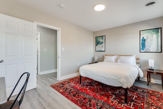 Building Photo - 407 N 3 1/2 Ave