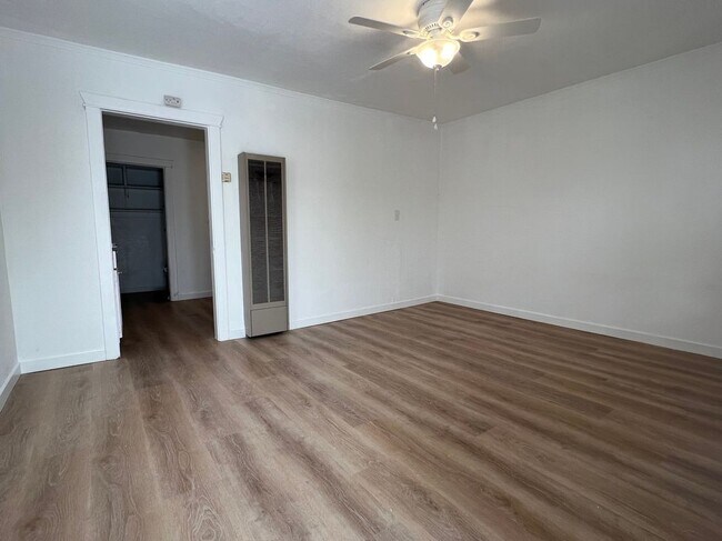 Foto del edificio - 720 N Guadalupe Ave