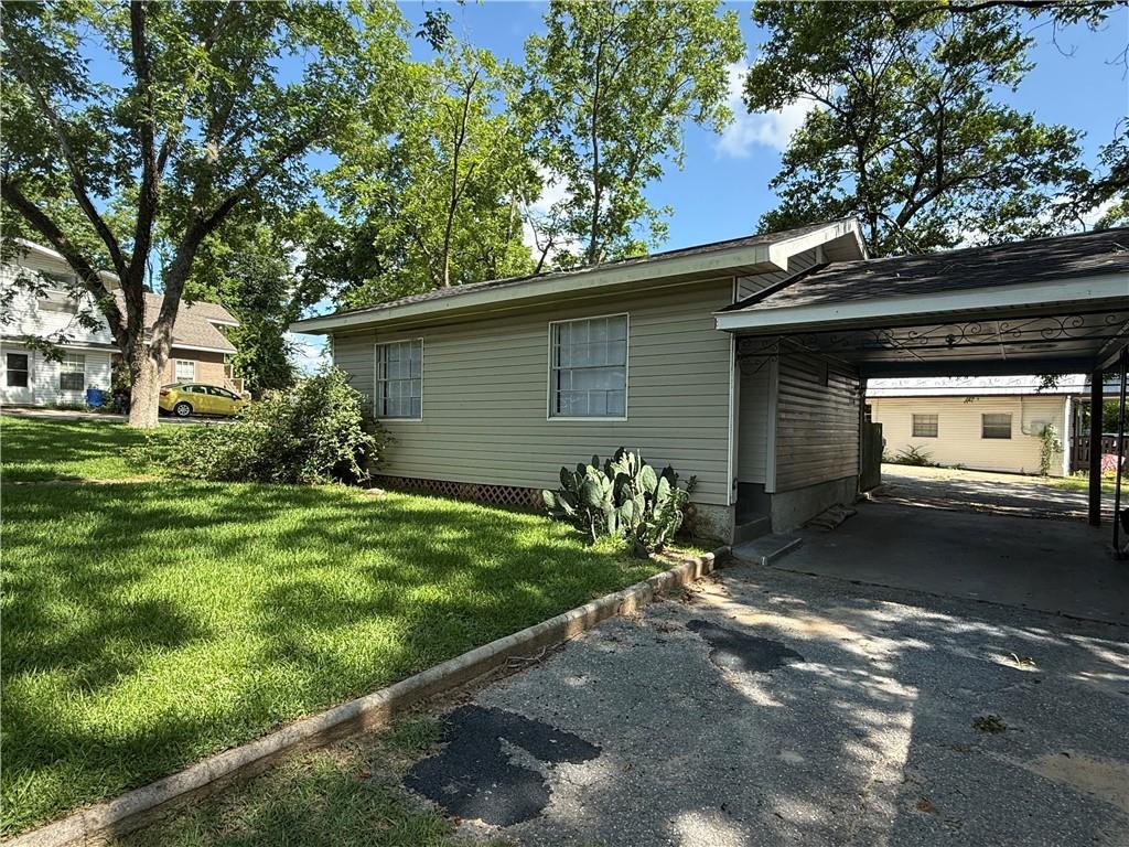 Primary Photo - 4910 Rainbow Cir