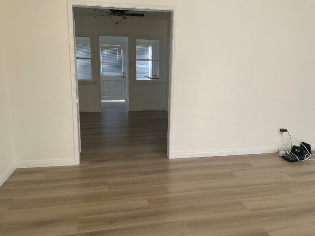 Foto del edificio - 148 N Lincoln Pl