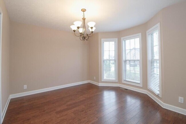 Foto del edificio - 1353 Chinook Cir