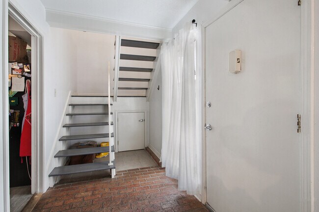 Foto del edificio - 5421 Constance St