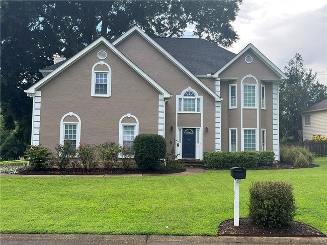 Building Photo - 1601 Willow Way