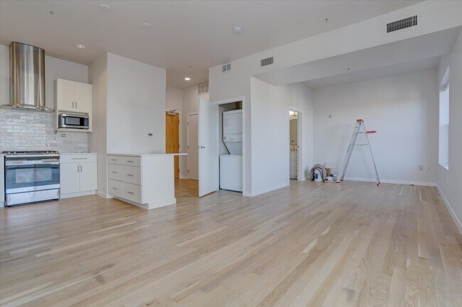 Foto del edificio - 1438 Little Raven St