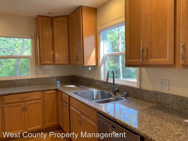 Building Photo - 2 br, 1 bath House - 4540 Maddocks Rd