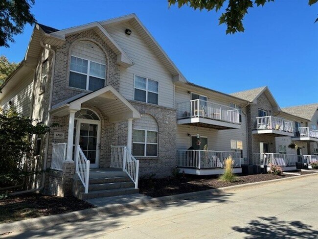 Foto del edificio - Square 131 - 4860 - 5 Plex
