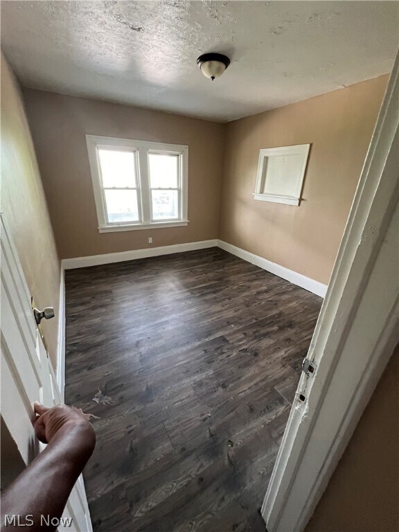 Foto del edificio - 1007 Nathaniel Rd